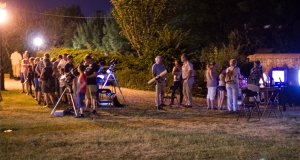 Távcsöves bemutató a múzeumkertben a 2017-es Múzeumok Éjszakáján